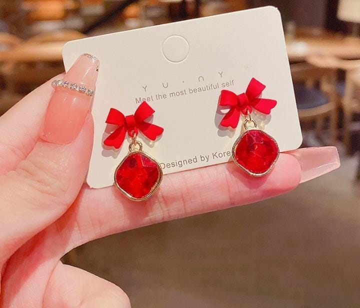 Buy Ti Munie Red agate stone earring  Annie Sakhamo