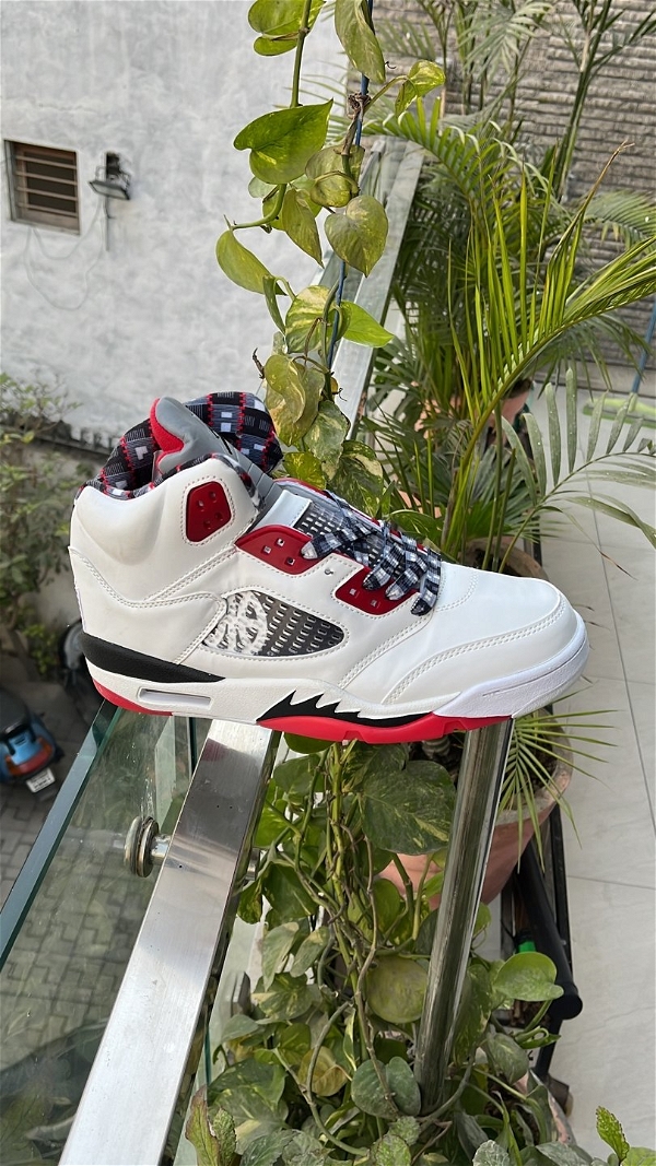 Jordan Retro 5 Shoes - DK STORE, 42