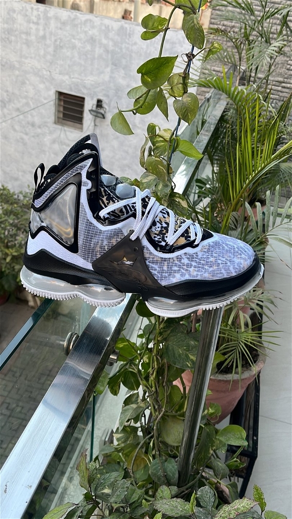 *Nike LeBron 19* Black And White Shoes - DK STORE, 41