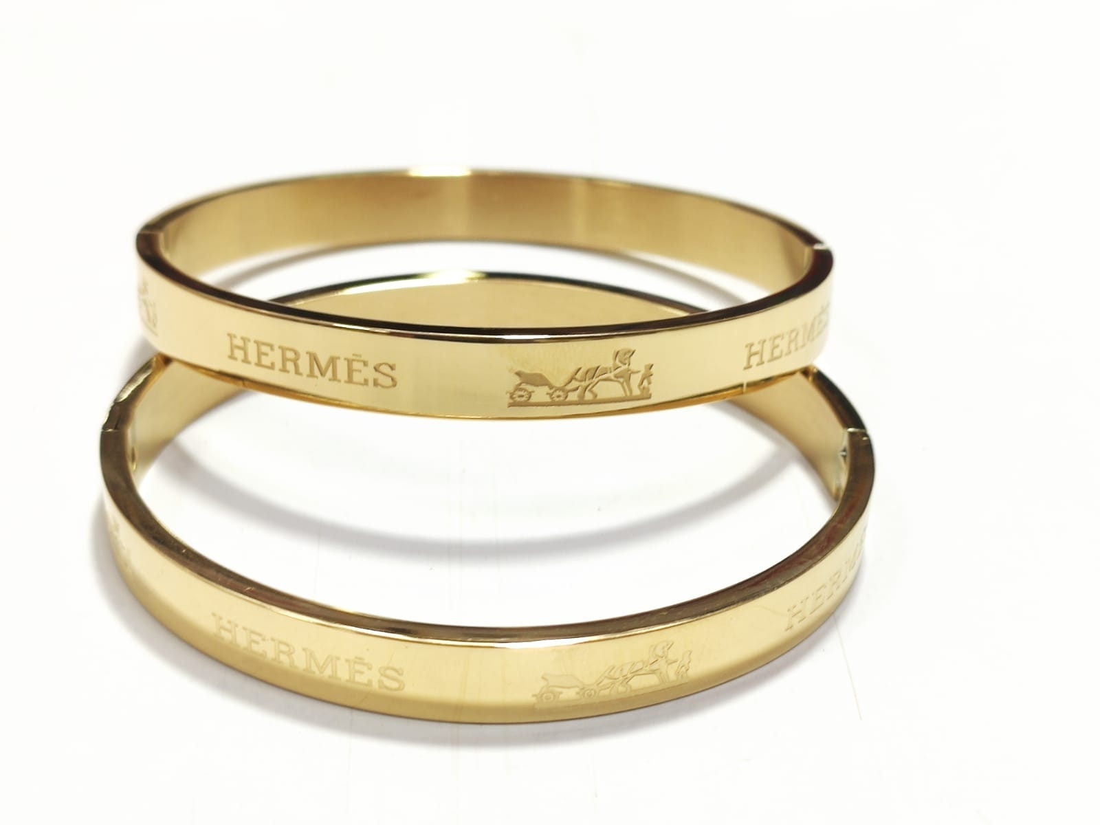 Discover 78+ hermes gold plated bracelet super hot - in.duhocakina