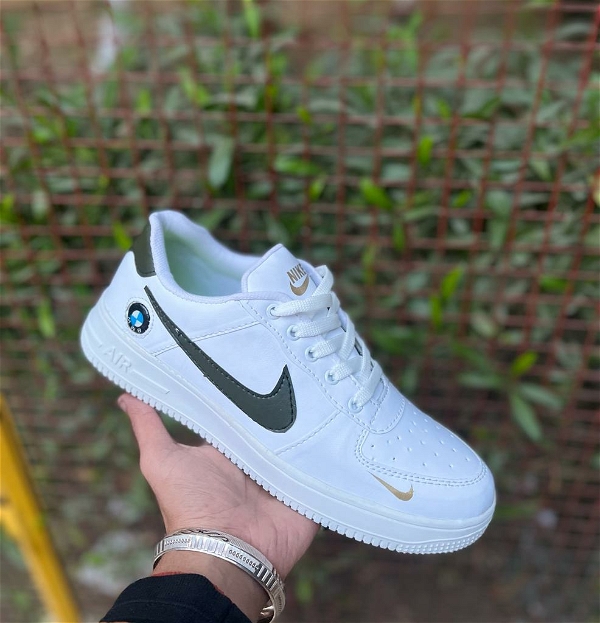 Nike white casual shoe's Green)