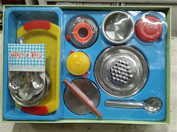 Vessels Kitchenware Set