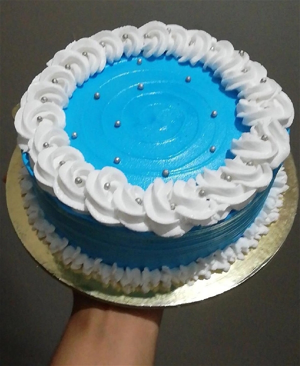 Plain Blue Velvet Cake - 2 Pound