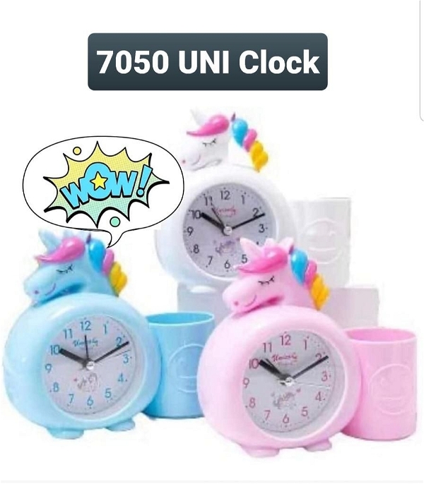 Unicorn alarm clock with pen stand Color random only