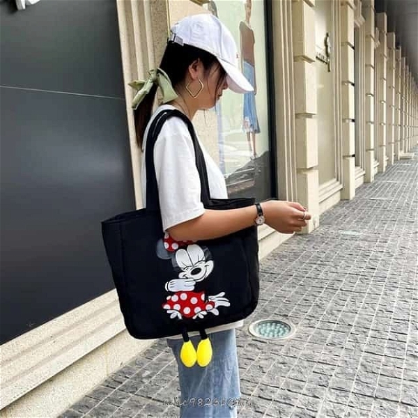 In stock now Minnie mouse tote bags Color random only