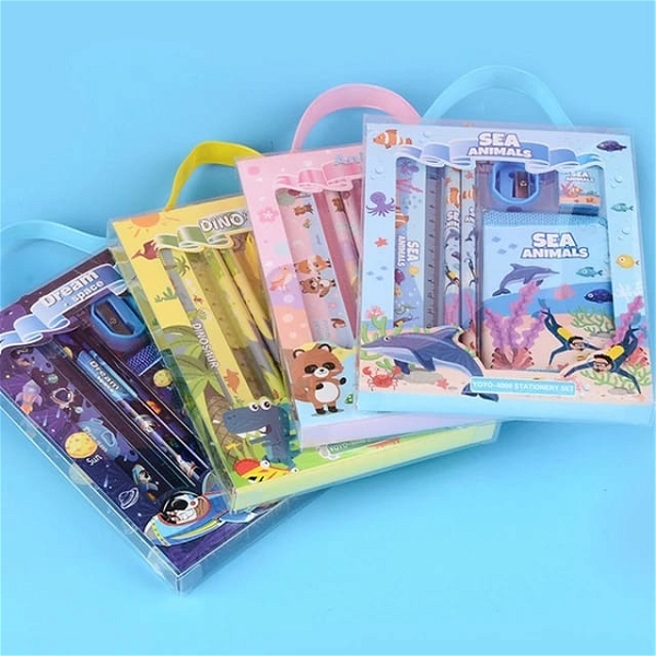 New stationery gift sets Contains 1 wallet, 2 pencil, 1 scale, 1 eraser and 1 sharpener Only random