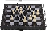 Magnetic chess game