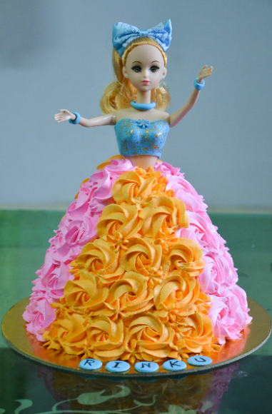 Barbie doll cake | Barbie doll cakes, Doll cake, Barbie doll birthday cake