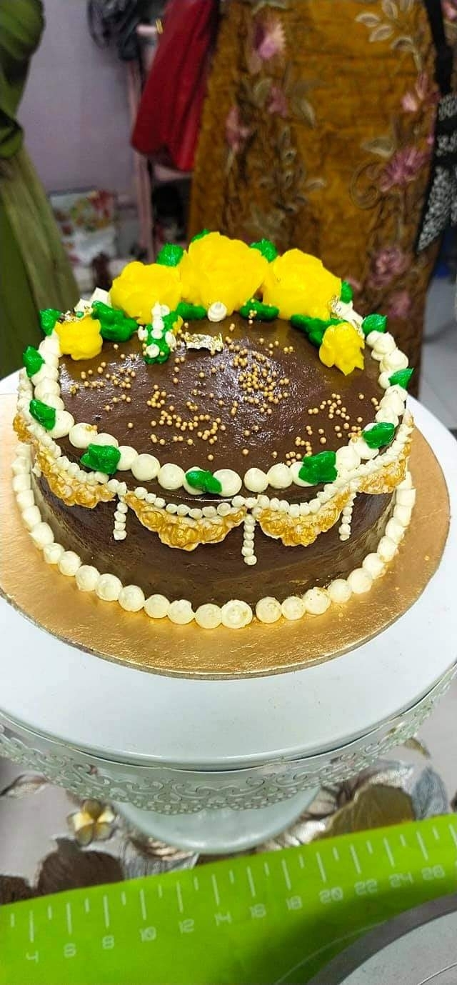 Anniversary Chocolate Cake 1 Pound – GuptShopper