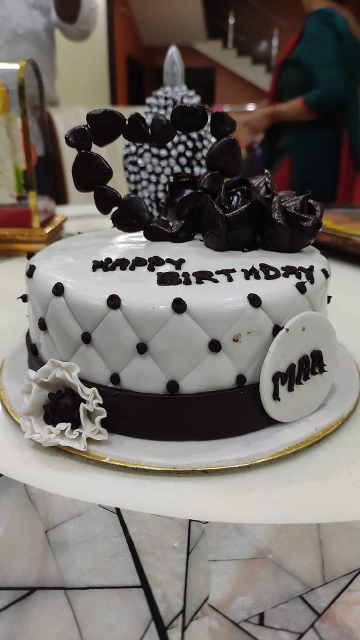Birthday cake - Picture of Baker's Cafe, Gangtok - Tripadvisor