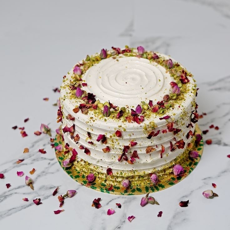 Rose, Raspberry and Pistachio Cake – ANNA Cake Couture